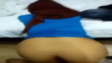Main Sama Jilbab Biru di Kosan